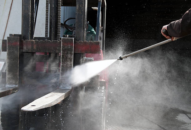 Best Deck Cleaning Services  in La Quinta, CA