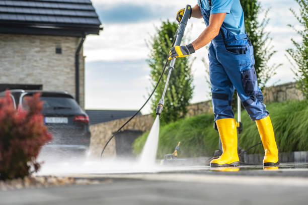 Best Concrete Pressure Washing  in La Quinta, CA